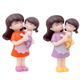 Figurina Rasina Mama si Copil in Brate ElefunStore