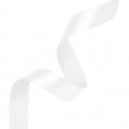 Panglica de satin alba...